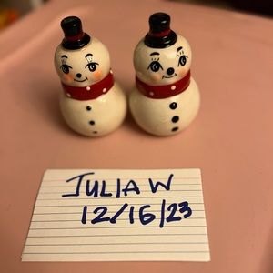 JP snowmen salt and pepper shakers!